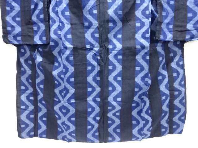  アンティーク　本場琉球　綿麻　幾何学模様織り出し着物(材料)